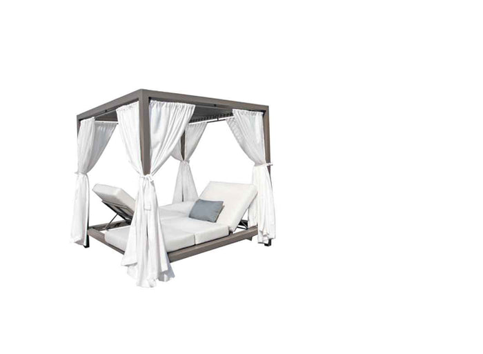 Gianna Canopy Bed